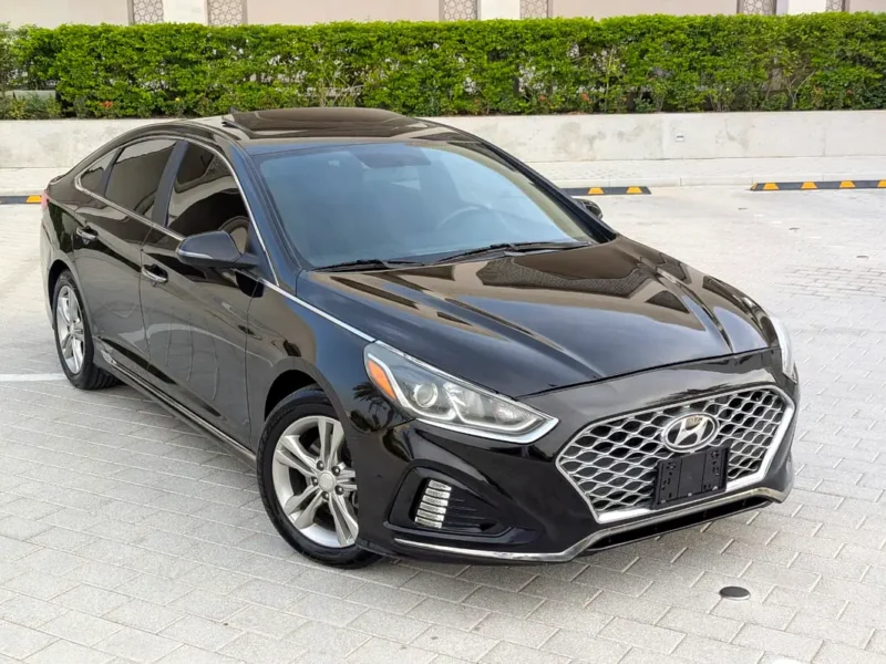 2018 Hyundai Sonata Sport 2.4 Litres 4-cylinder Petrol Engine Black Sedan FWD