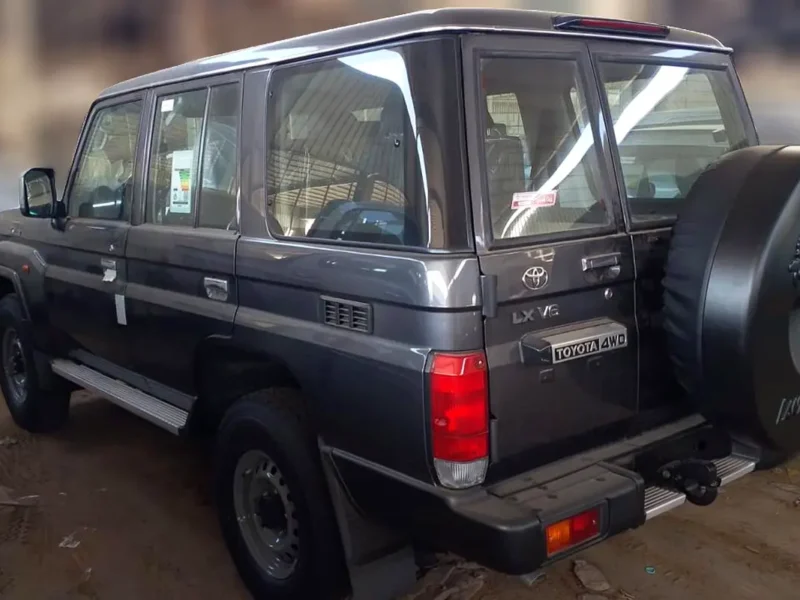 2026 Toyota Land Cruiser LC76 4.0 L MT V6 Petrol Engine Grey Brown SUV GCC Specs