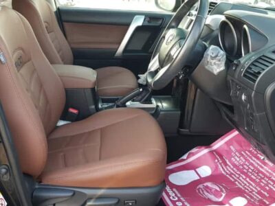 2017 Toyota Land Cruiser Prado GXL 4.0 Litres V6 Petrol Engine Black Brown SUV