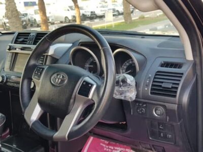 2017 Toyota Land Cruiser Prado GXL 4.0 Litres V6 Petrol Engine Black Brown SUV