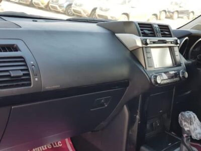 2017 Toyota Land Cruiser Prado GXL 4.0 Litres V6 Petrol Engine Black Brown SUV