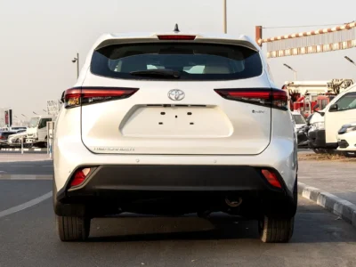 2026 Toyota Highlander LE 2.5 Litres 4-Cylinder Hybrid Engine White Grey SUV GCC Specs