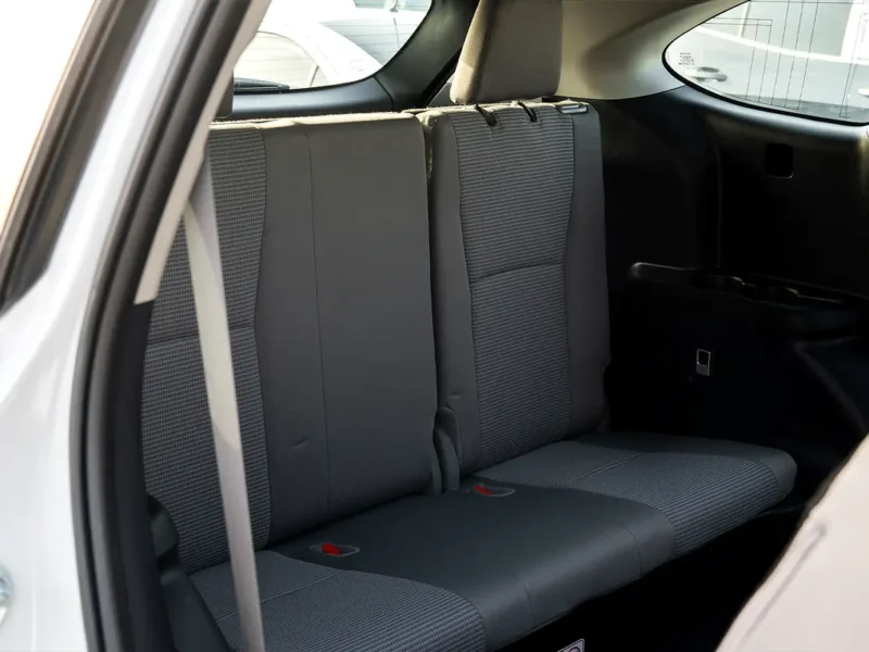 2026 Toyota Highlander LE 2.5 Litres 4-Cylinder Hybrid Engine White Grey SUV GCC Specs