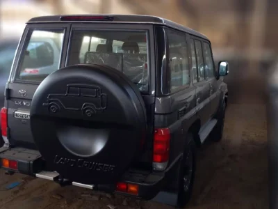 2026 Toyota Land Cruiser LC76 4.0 L MT V6 Petrol Engine Grey Brown SUV GCC Specs