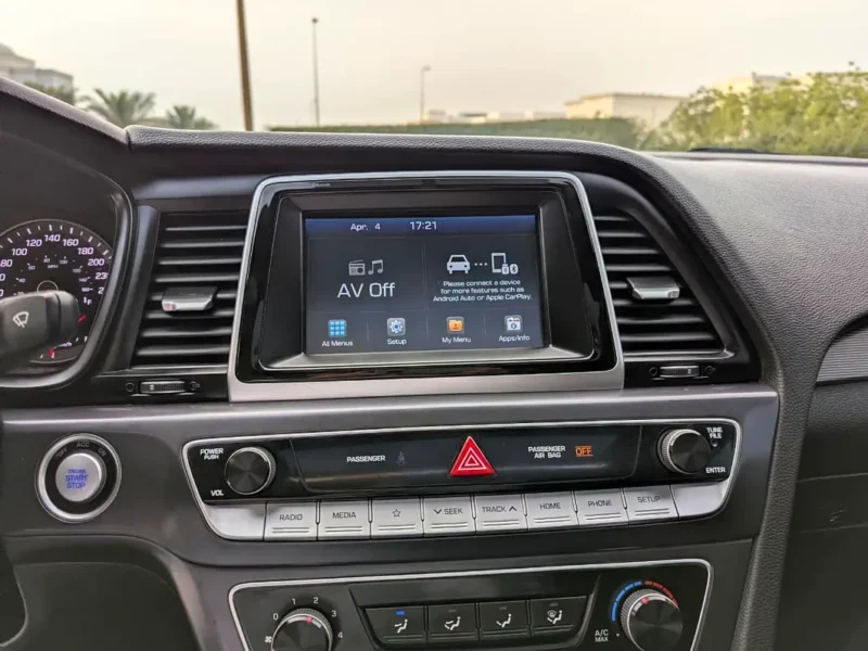 2018 Hyundai Sonata Sport 2.4 Litres 4-cylinder Petrol Engine Black Sedan FWD