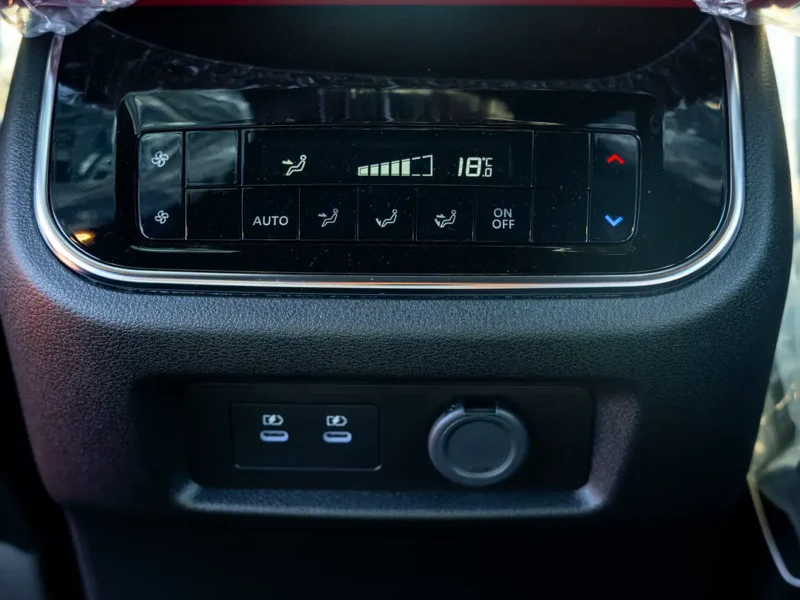 2026 Nissan Patrol SE Platinum 3.8 Litres V6 Petrol Engine Black Red SUV Automatic GCC