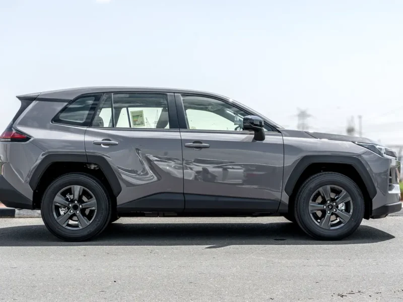 2026 Toyota RAV 4 LE 2.0 Litres 4-Cylinder Petrol Engine Grey Beige SUV GCC Specs