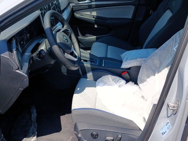 2025 Volkswagen Golf R-Line 1.5L TSI 1.5 Liters 4 Cylinders Petrol Engine Grey Hatchback