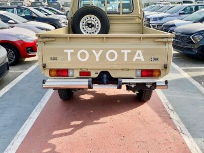 2025 Toyota Land Cruiser 79 4.0L V6 Petrol Engine Manual Single Cabin Beige Pickup Truck