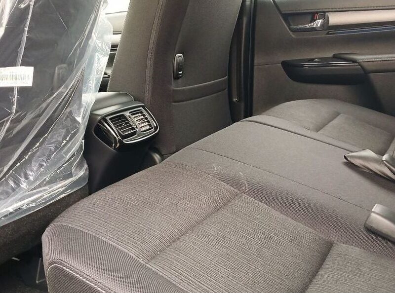 2025 Toyota Hilux Adventure 4.0-liter V6 Petrol Engine White Black Pickup Truck Automatic GCC