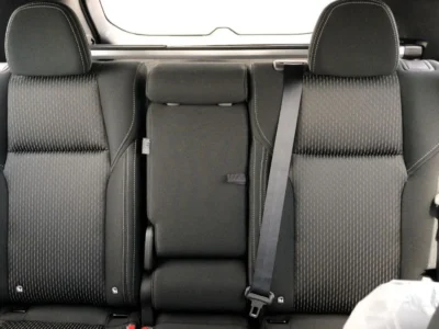 2026 Mitsubishi Outlander M-Line 2.5L 4-cylinder Petrol Engine White Grey SUV GCC Specs