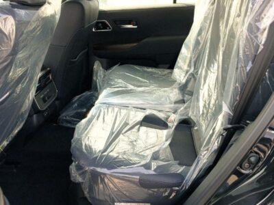 2025 Toyota Land Cruiser LC300 VX 3.3-liter twin-turbo V6 Diesel Engine Black SUV GCC Specs