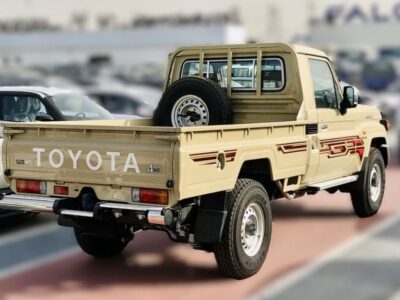 2025 Toyota Land Cruiser 79 4.0L V6 Petrol Engine Manual Single Cabin Beige Pickup Truck