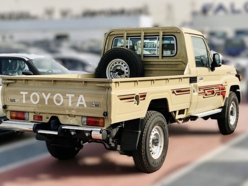 2025 Toyota Land Cruiser 79 4.0L V6 Petrol Engine Manual Single Cabin Beige Pickup Truck