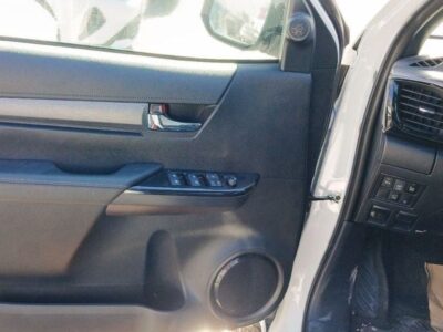 2025 Toyota Hilux Adventure 4.0-liter V6 Petrol Engine White Black Pickup Truck GCC Specs