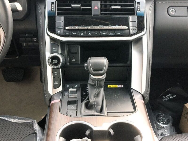 2025 Toyota Land Cruiser LC300 VX 3.3-liter twin-turbo V6 Diesel Engine Black SUV GCC Specs