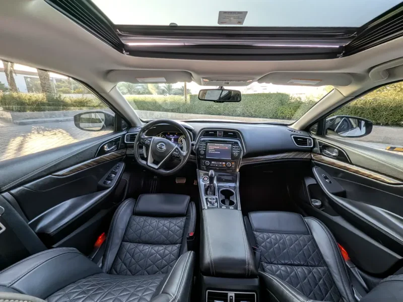 2016 Nissan Maxima SR 3.5-liter V6 Petrol Engine White Black Sedan GCC Specs