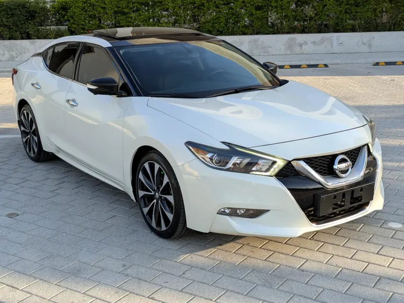 2016 Nissan Maxima SR 3.5-liter V6 Petrol Engine White Black Sedan GCC Specs