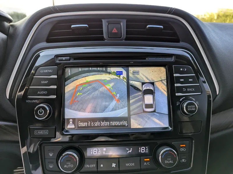 2016 Nissan Maxima SR 3.5-liter V6 Petrol Engine White Black Sedan GCC Specs