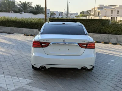 2016 Nissan Maxima SR 3.5-liter V6 Petrol Engine White Black Sedan GCC Specs