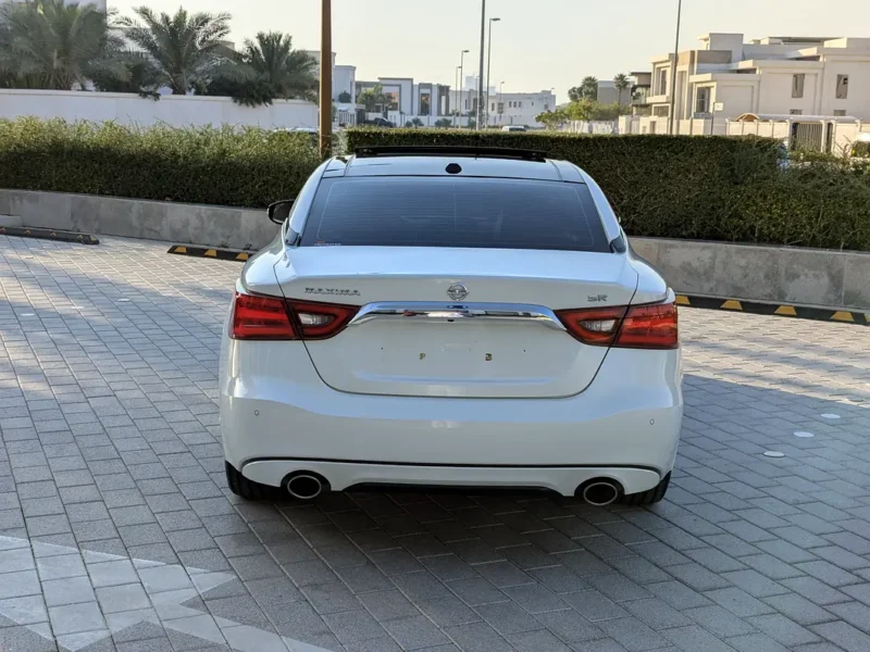 2016 Nissan Maxima SR 3.5-liter V6 Petrol Engine White Black Sedan GCC Specs