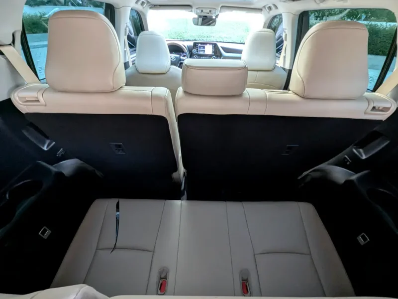 2021 Toyota Highlander VXR 4 Cylinder Hybrid Engine Black Beige SUV Automatic GCC