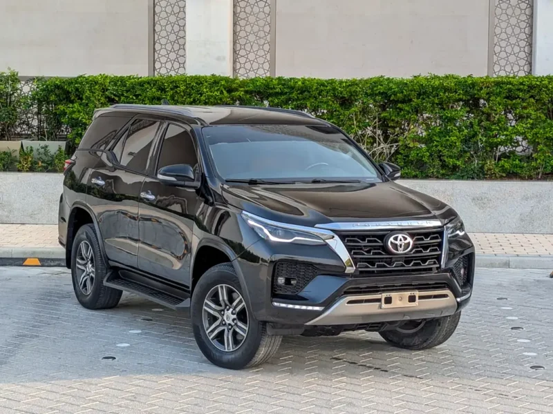 2017 TOYOTA FORTUNER EXR FACELIFTED 2025 2.7L 4 Cylinders Engine Black Brown SUV