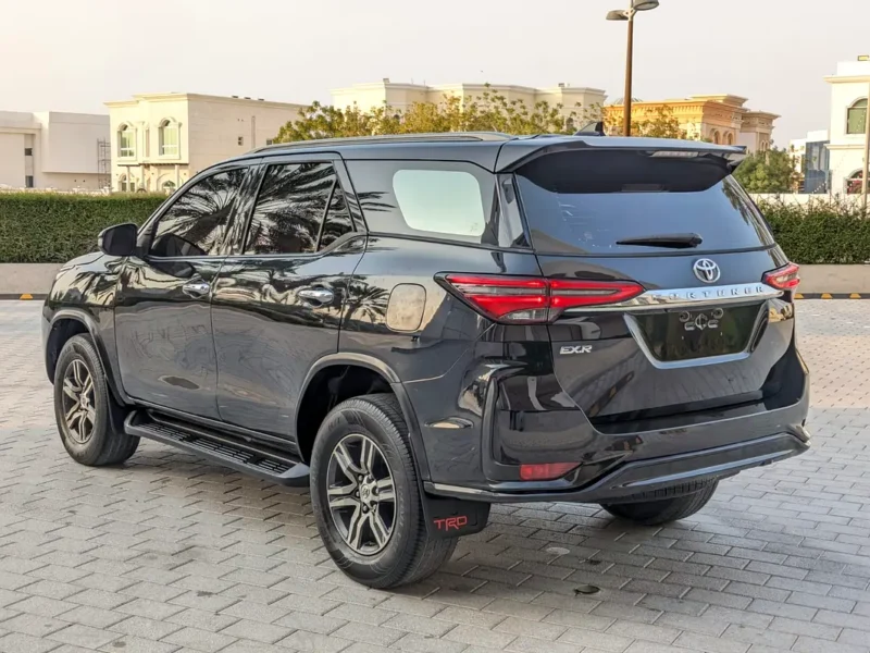 2017 TOYOTA FORTUNER EXR FACELIFTED 2025 2.7L 4 Cylinders Engine Black Brown SUV