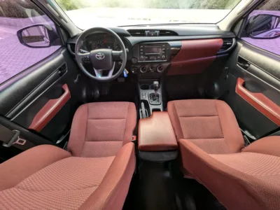 2022 Toyota Hilux Double Cab GL 2.7L 4-Cylinder Petrol Engine White Red Pickup