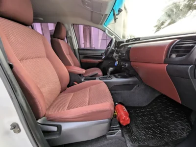 2022 Toyota Hilux Double Cab GL 2.7L 4-Cylinder Petrol Engine White Red Pickup