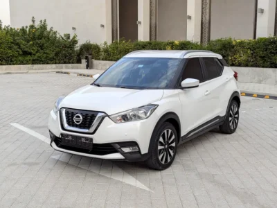 2019 Nissan Kicks SV 1.6-liter 4 Cylinder Petrol Engine White Black SUV GCC Specs