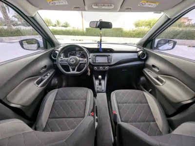 2019 Nissan Kicks SV 1.6-liter 4 Cylinder Petrol Engine White Black SUV GCC Specs