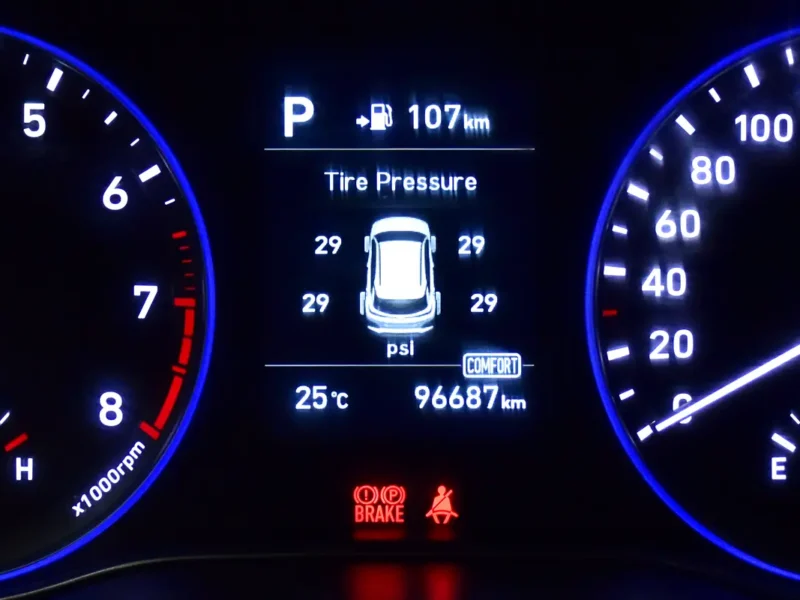 2018 Hyundai Kona GLS 2.0 Litres 4-cylinder Petrol Elngine Black Crossover