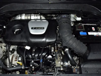 2018 Hyundai Kona GLS 2.0 Litres 4-cylinder Petrol Elngine Black Crossover