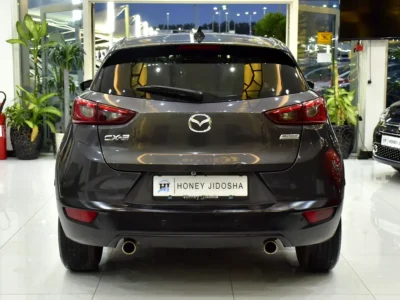 2018 Mazda CX-3 Comfort 2.0-liter 4 Cylinder Petrol Engine Grey Black Crossover GCC