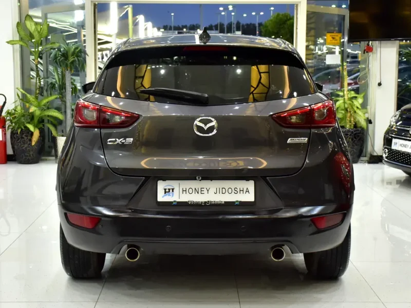 2018 Mazda CX-3 Comfort 2.0-liter 4 Cylinder Petrol Engine Grey Black Crossover GCC