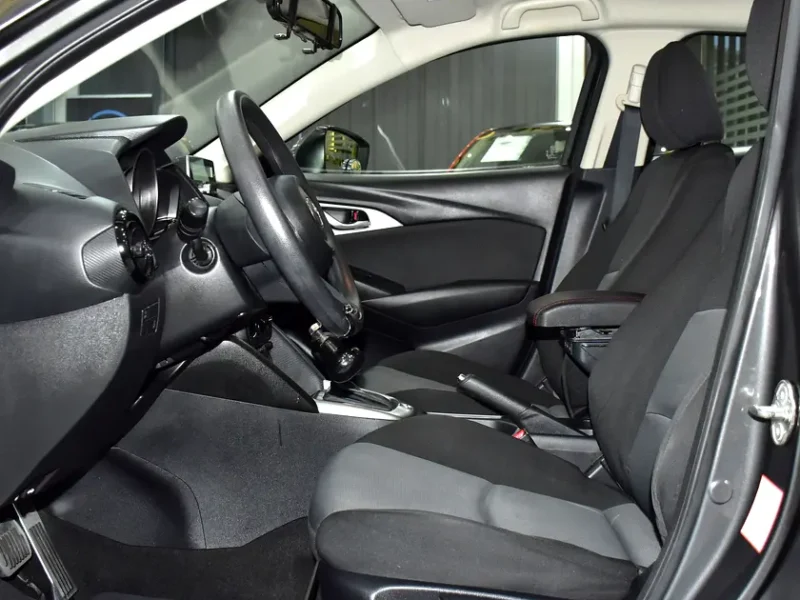 2018 Mazda CX-3 Comfort 2.0-liter 4 Cylinder Petrol Engine Grey Black Crossover GCC