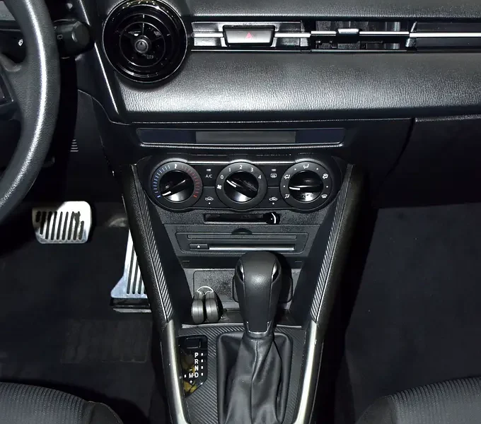 2018 Mazda CX-3 Comfort 2.0-liter 4 Cylinder Petrol Engine Grey Black Crossover GCC