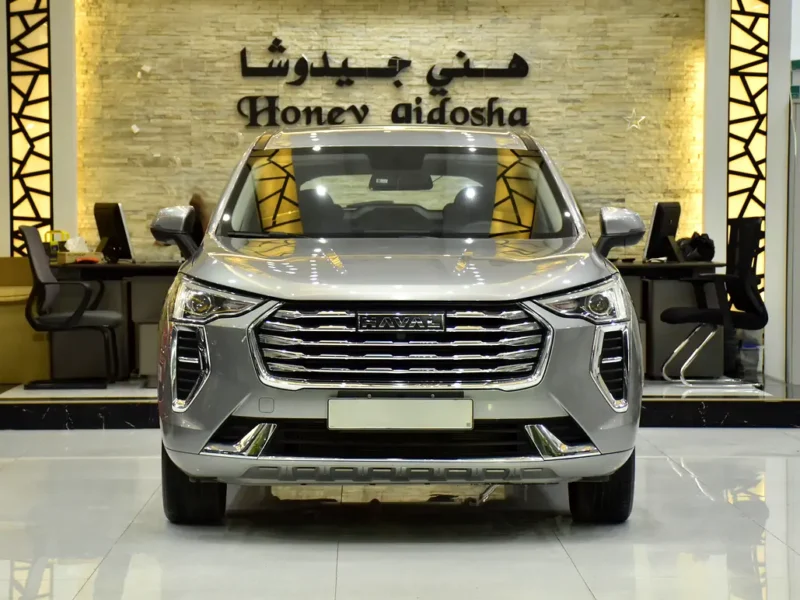 2024 Haval Jolion Deluxe 1.5L turbo 4-cylinder Petrol Engine Silver Black SUV