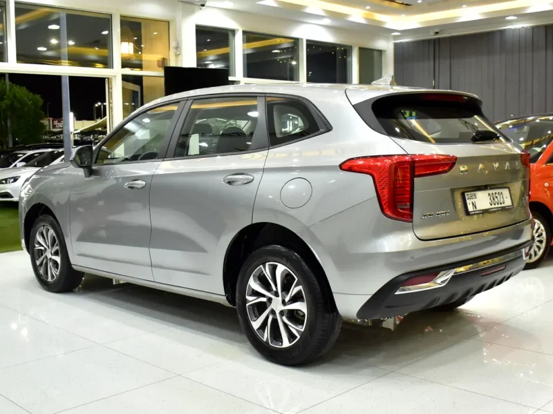 2024 Haval Jolion Deluxe 1.5L turbo 4-cylinder Petrol Engine Silver Black SUV