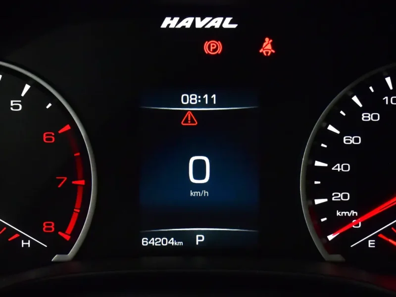 2024 Haval Jolion Deluxe 1.5L turbo 4-cylinder Petrol Engine Silver Black SUV