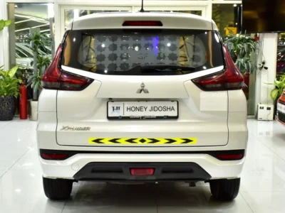 2020 Mitsubishi Xpander GLS 1.5 Litres 4 Cylinders Petrol Engine White Black Crossover