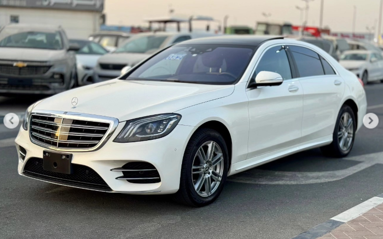 2018 Mercedes-Benz S 560 4.0L V8 twin-turbocharged Engine White Black Luxury Sedan
