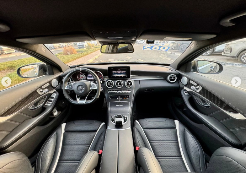 2016 Mercedes-Benz C63 S AMG 4.0-liter Twin-Turbocharged V8 Engine Black Luxury Sedan