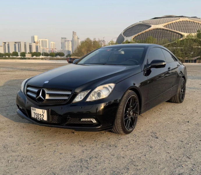 2010 Mercedes-Benz E350 Coupe 3.5 Liters V6 Petrol Engine Black Luxury Coupe