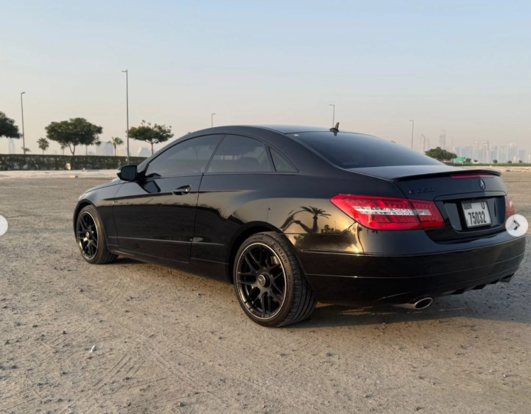 2010 Mercedes-Benz E350 Coupe 3.5 Liters V6 Petrol Engine Black Luxury Coupe