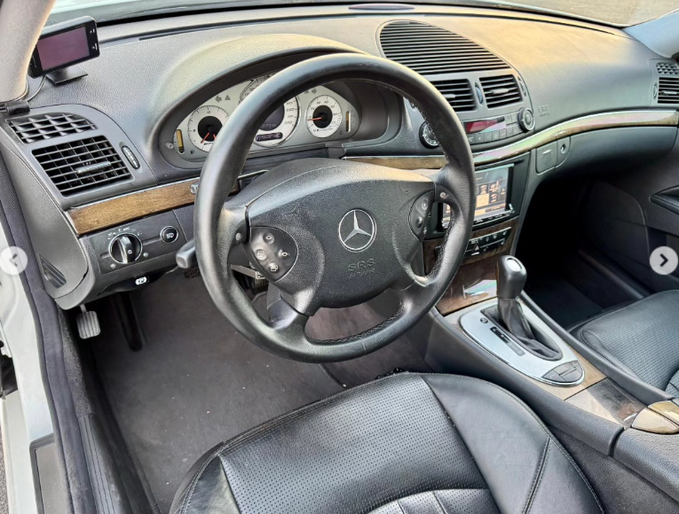 2003 Mercedes-Benz E55 AMG 5.4 Liter Supercharged V8 Engine White Black Sedan RWD