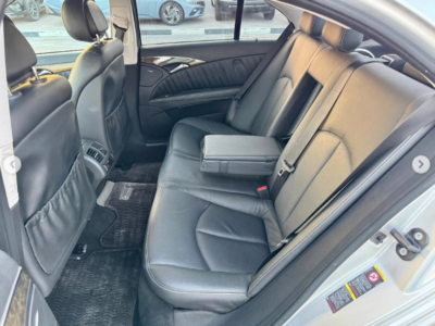 2007 Mercedes-Benz E350 3.5-liter V6 Petrol Engine Silver Black Sedan Automatic