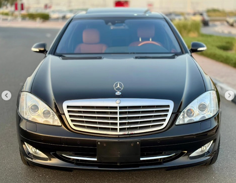2009 Mercedes-Benz S 600 5.5 Liters 12-cylinder Petrol Engine Black Orange Sedan RWD
