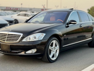 2009 Mercedes-Benz S 600 5.5 Liters 12-cylinder Petrol Engine Black Orange Sedan RWD